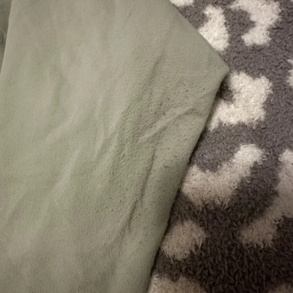 lululemon athletica women’s Green rulu joggers - Picture 5 of 8